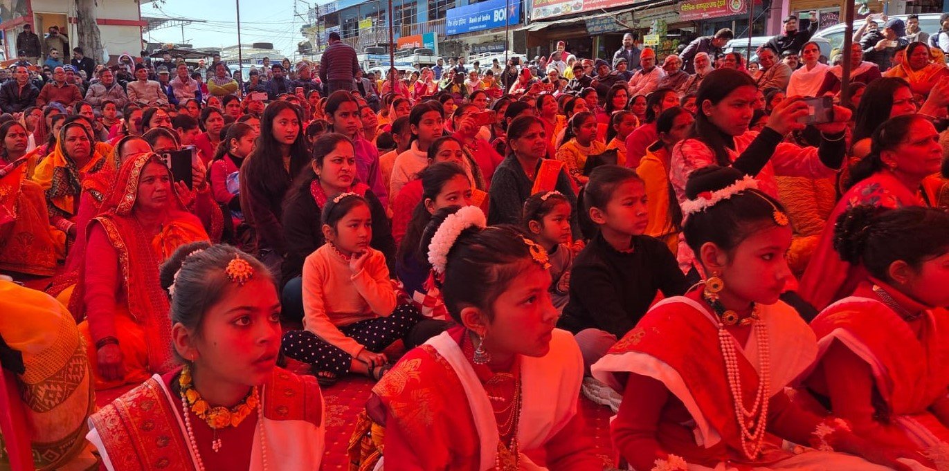 ढोल-दमाऊं की गूंज के साथ गोपेश्वर में विराट हिंदू सम्मेलन, एकजुटता पर जोर