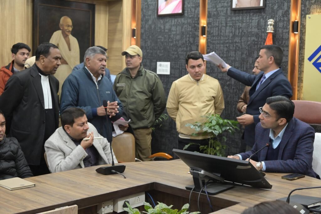 वरिष्ठ नागरिकों के अधिकारों की अनदेखी एवं न्यायालयीय आदेशों की अवमानना नही होगी क्षम्य  