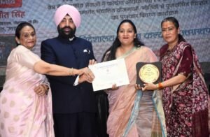 राजभवन में महिला दिवस पर उत्कृष्ट कार्य करने वाले हुए सम्मानित