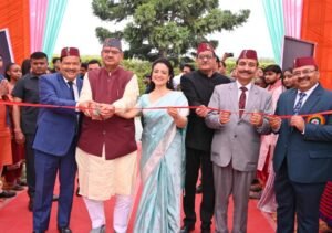 किसान मेले में कृषि मंत्री ने किया शुभारंभ, किसानों को किया सम्मानित