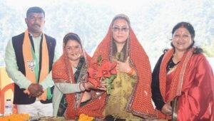 धार्मिक आयोजनों से सुसंस्कारित भारत का निर्माण: रेखा आर्या