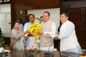 सीएम सख्त: जनहित योजनाओं में देरी बर्दाश्त नहीं, 20 दिन में हो कार्रवाई पूरी