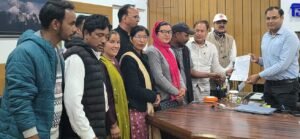 लाता गांव में प्राथमिक विद्यालय संचालन की मांग