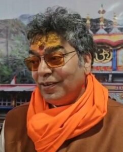 अभिनेता आशुतोष राणा ने किए बदरीविशाल के दर्शन