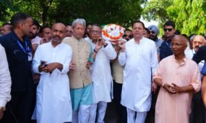 राजकीय सम्मान के साथ पूर्व मुख्यमंत्री भुवन चंद्र खंडूड़ी को अंतिम विदाई