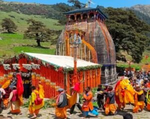 वैदिक मंत्रोच्चार के साथ खुले द्वितीय केदार मदमहेश्वर के कपाट