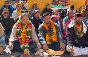 चढ़ावे पर उठे सवाल, कांग्रेस का बड़ा धमाल